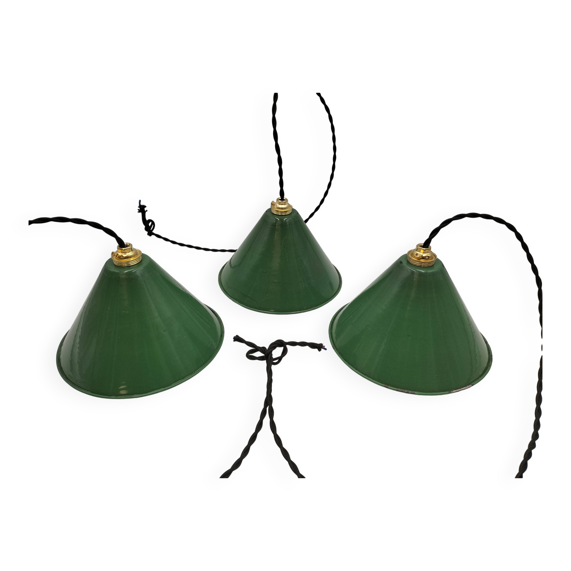 Enamelled sheet metal suspensions