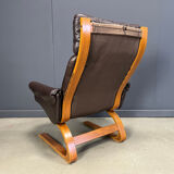 Elsa & Nordahl Solheim Kengu armchair - 1960s