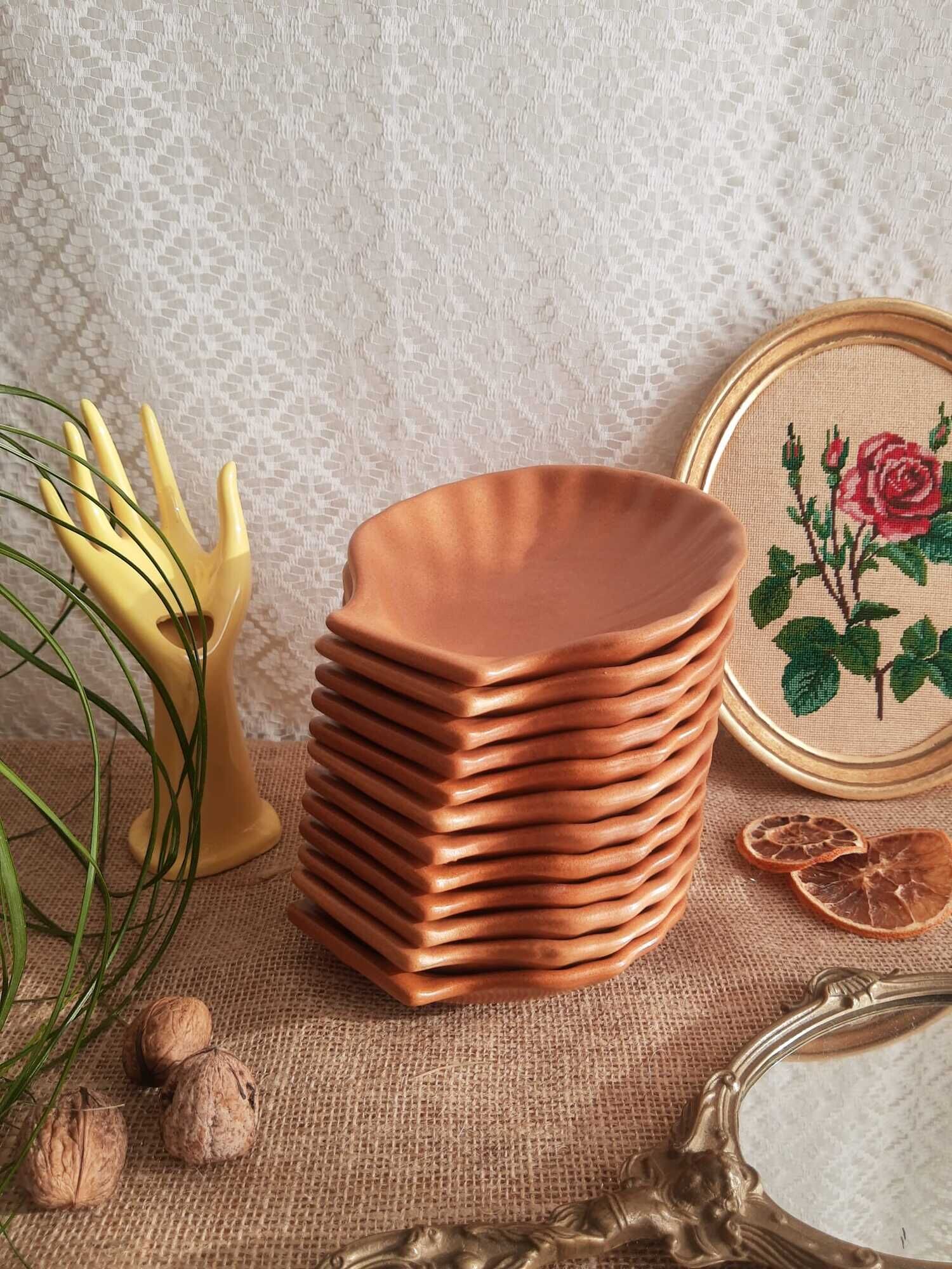 Set of 12 scallops in cognac sandstone Émile Henry - vintage