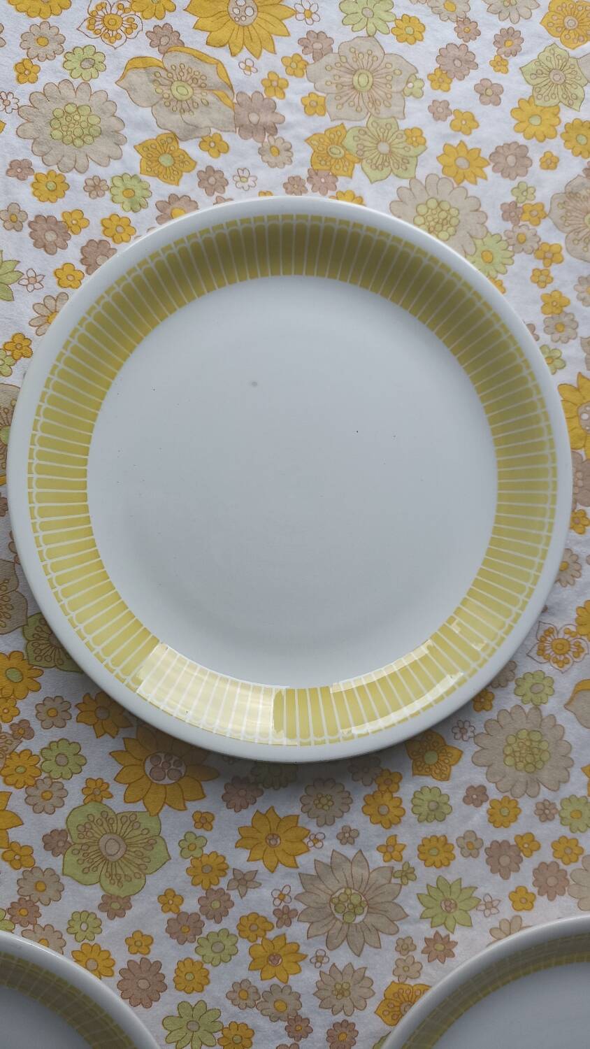 Yellow and white Fenal Badonviller dishes from the 1920s