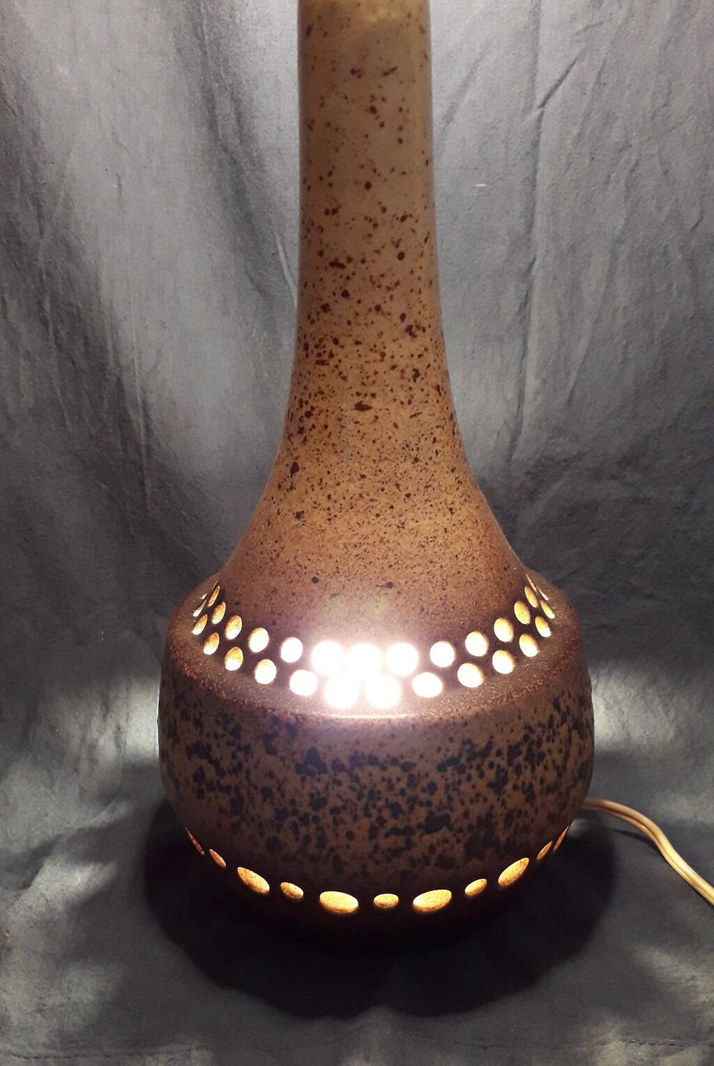 Pied de lampe en céramique