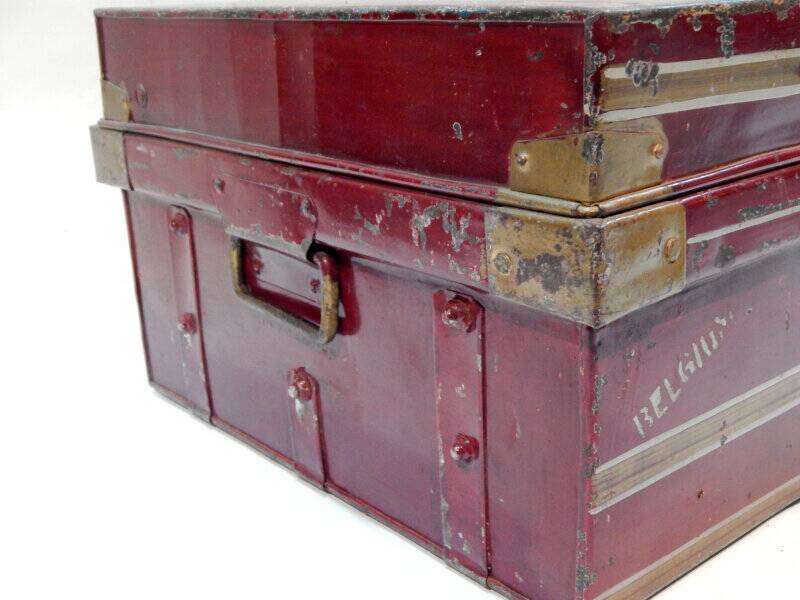 Original Patina Metal Vanity Trunk