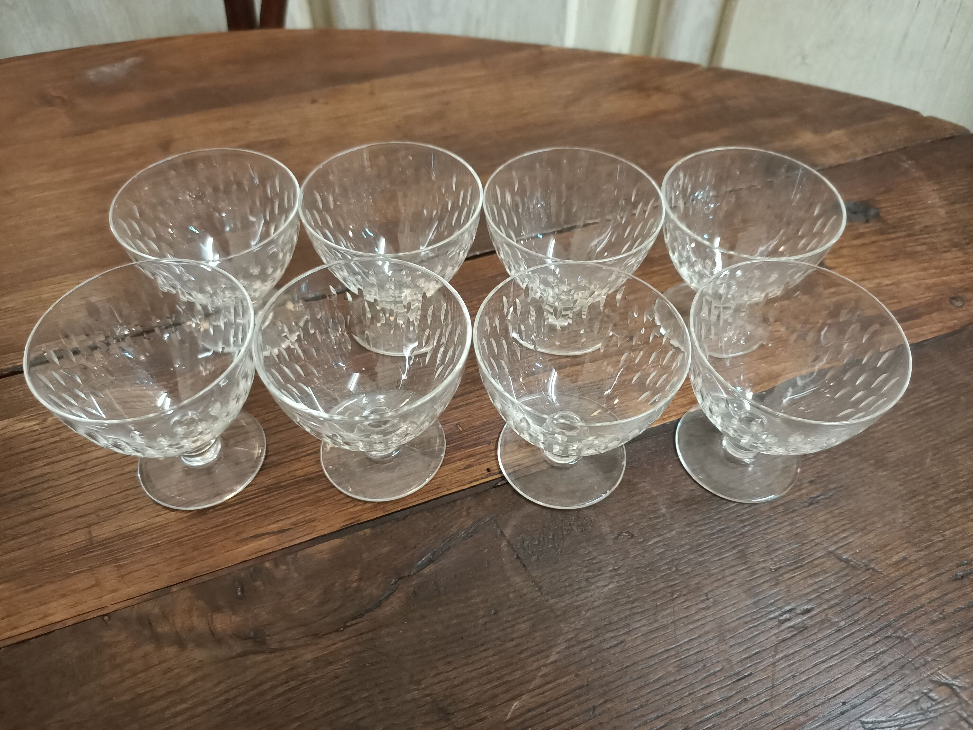 8 glasses Baccarat drops of water