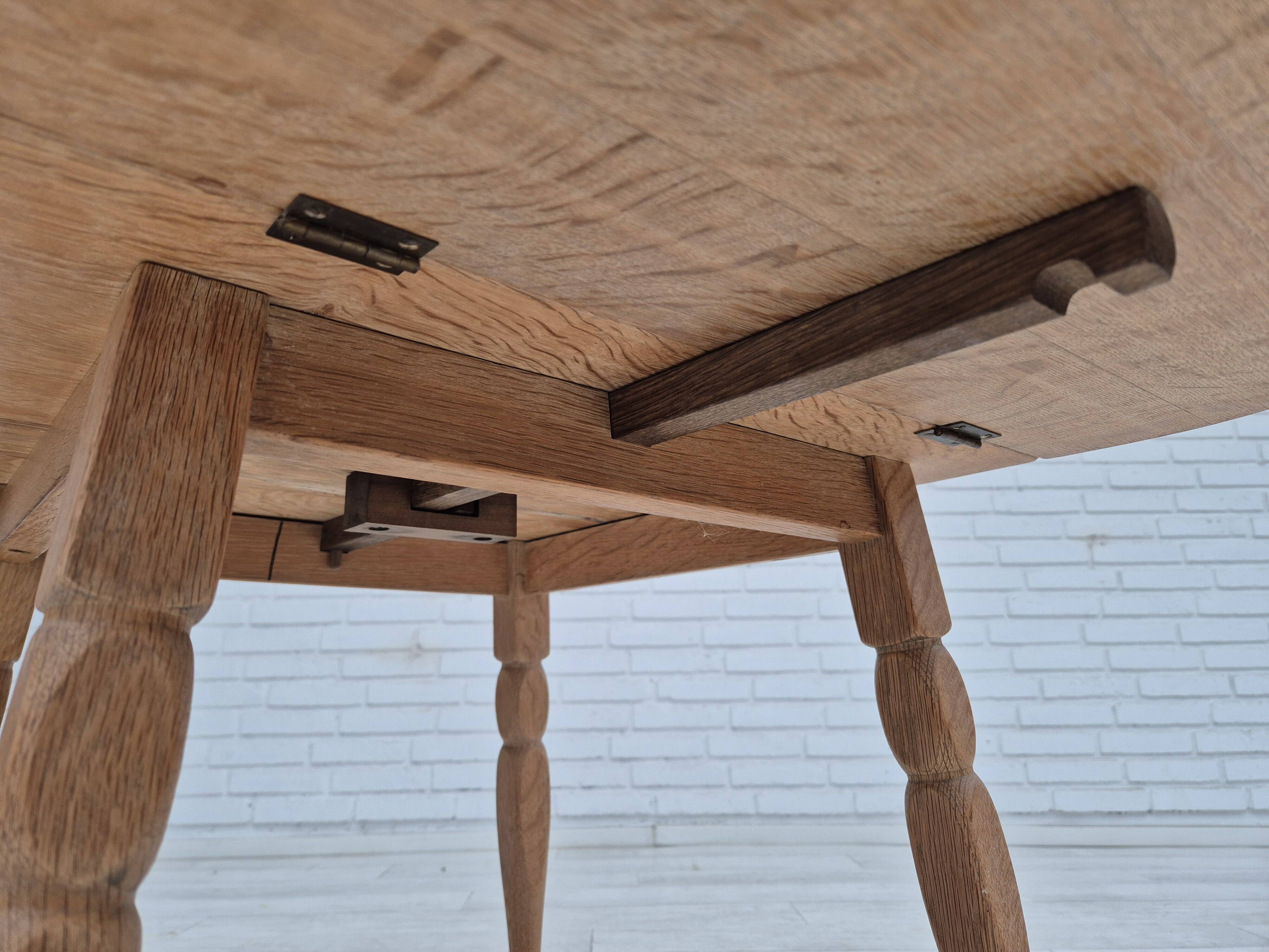 1970s, Danish foldable side table, solid oak wood, original condition.