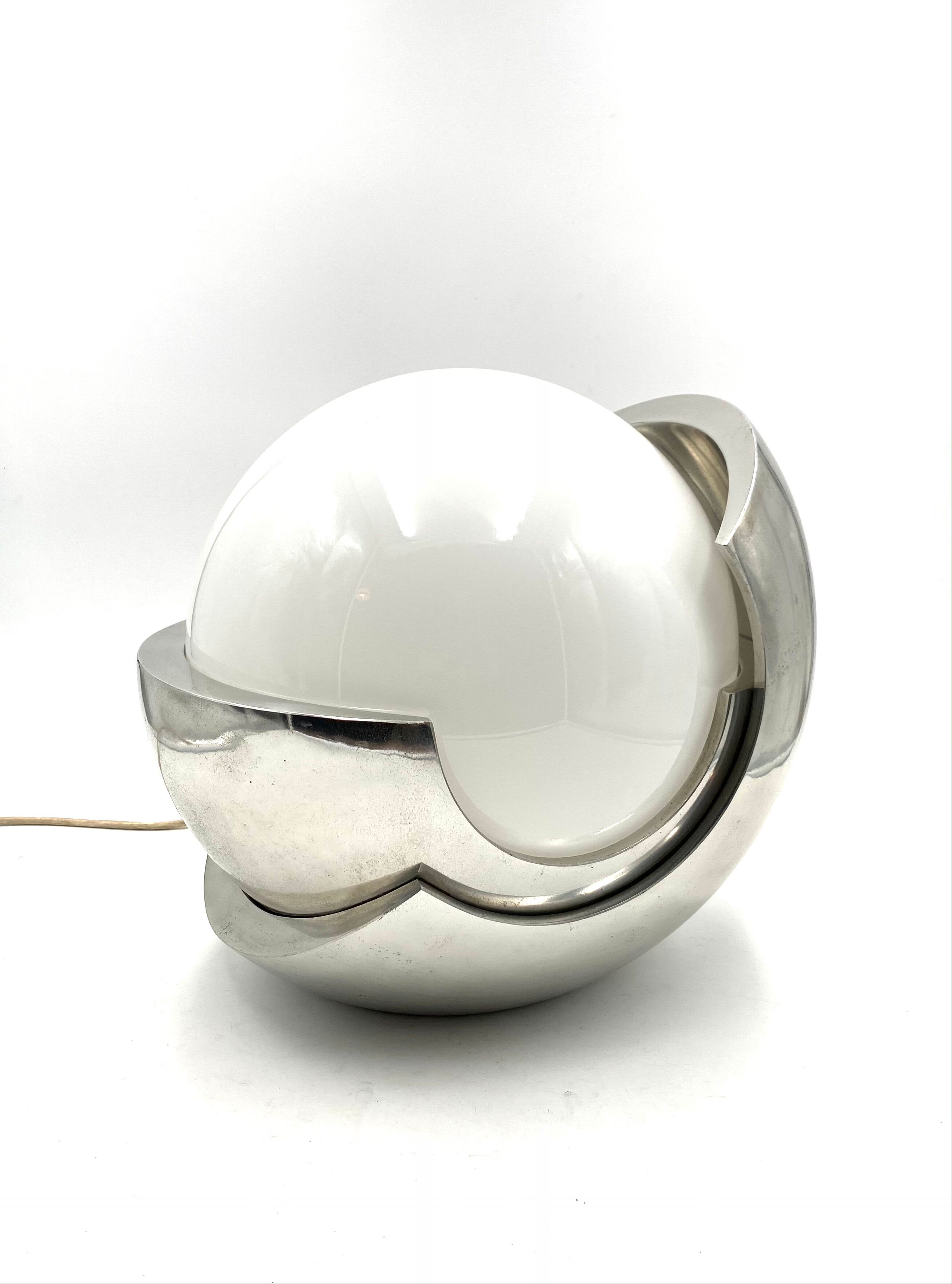 Giacomo Benevelli, 'Roto' Sculptural Table lamp, Gaetano Missaglia 1970, original signature