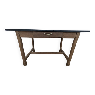 Farmhouse table