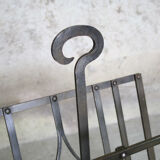 Metal magazine rack