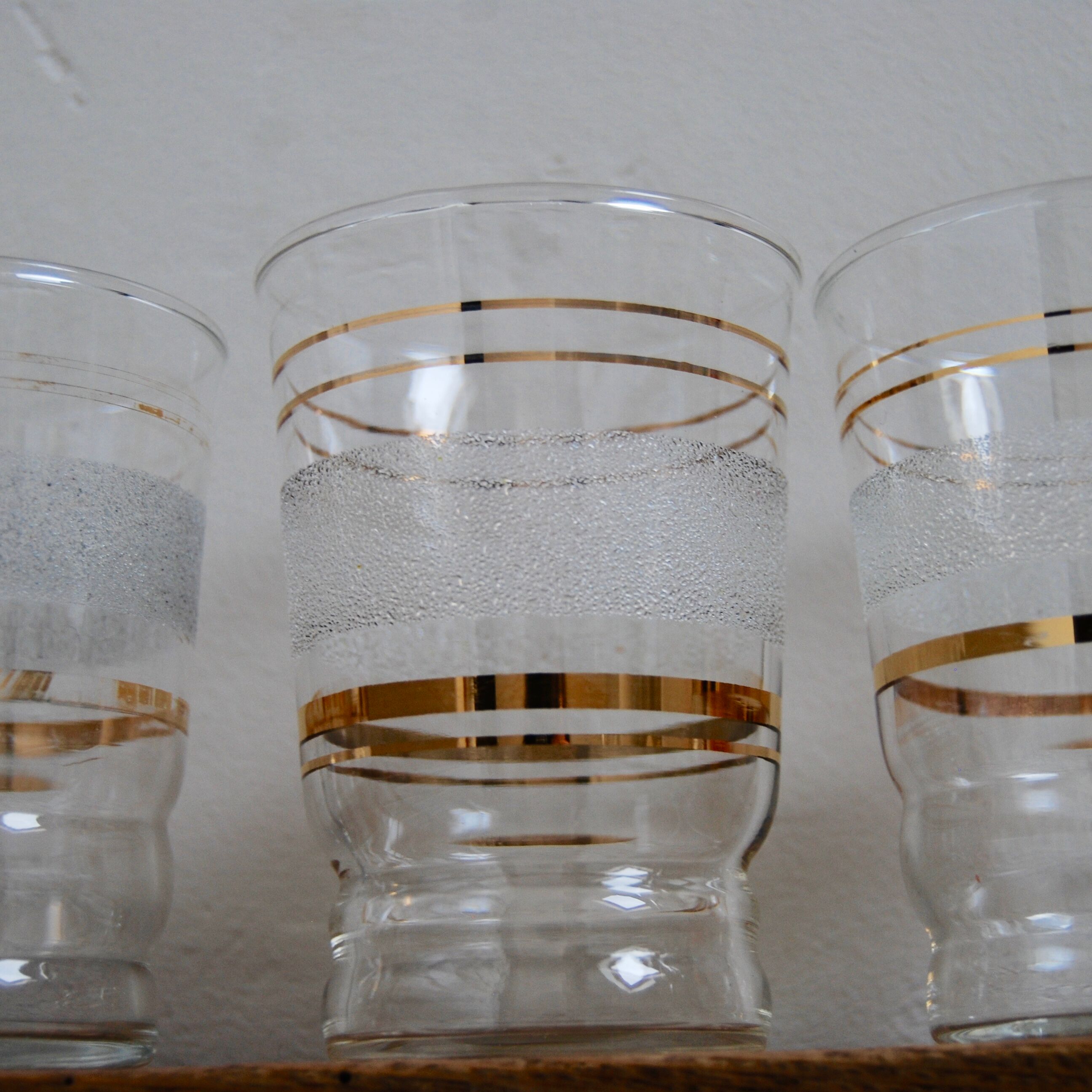 Granita glasses white and gold