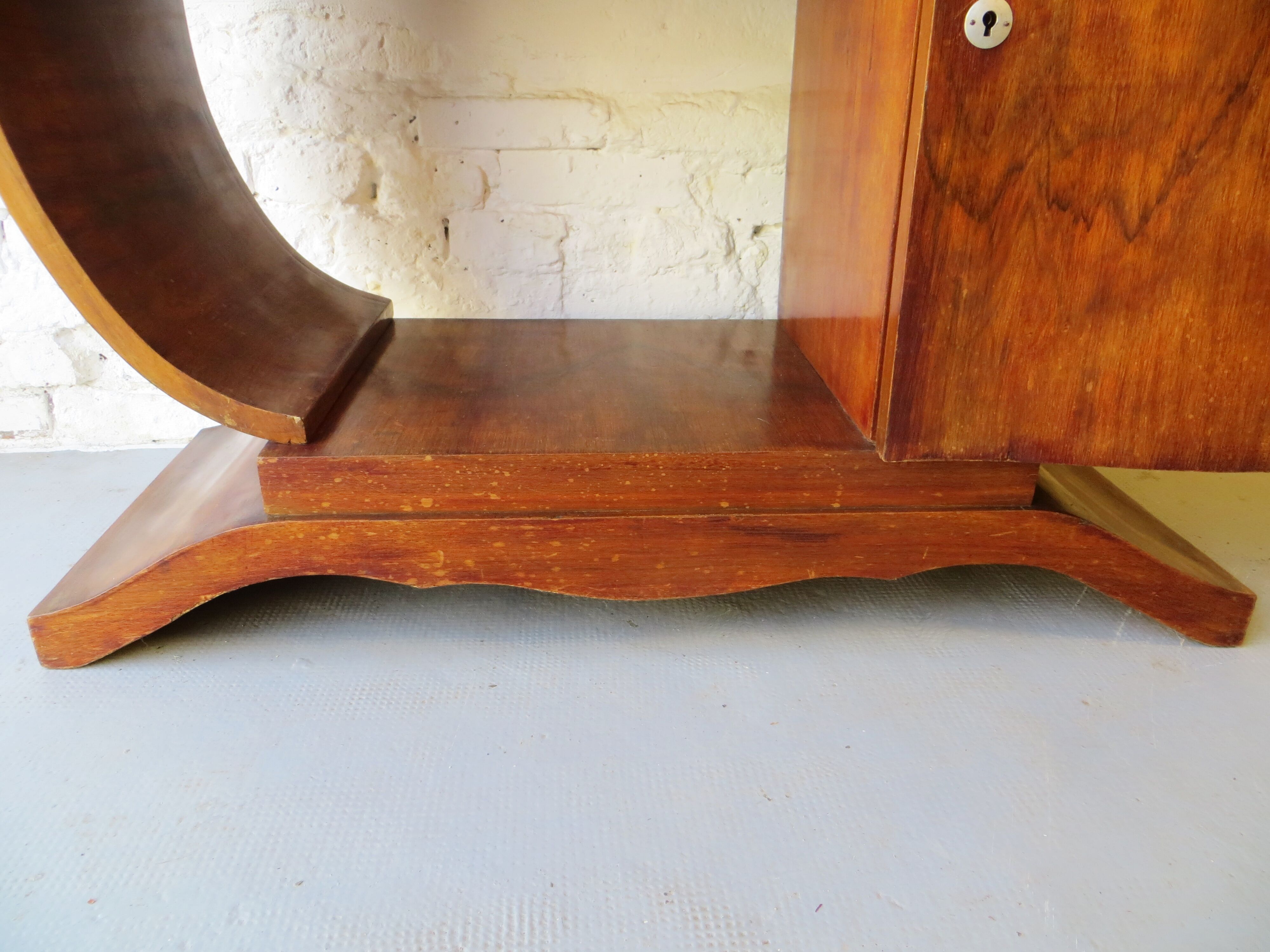 Art deco vanity table the 30s