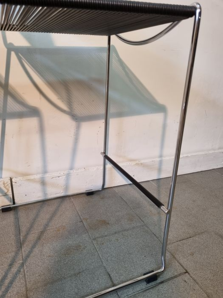 High stools Spaghetti dark gray design Giandomenico Belloti , edit by Alias