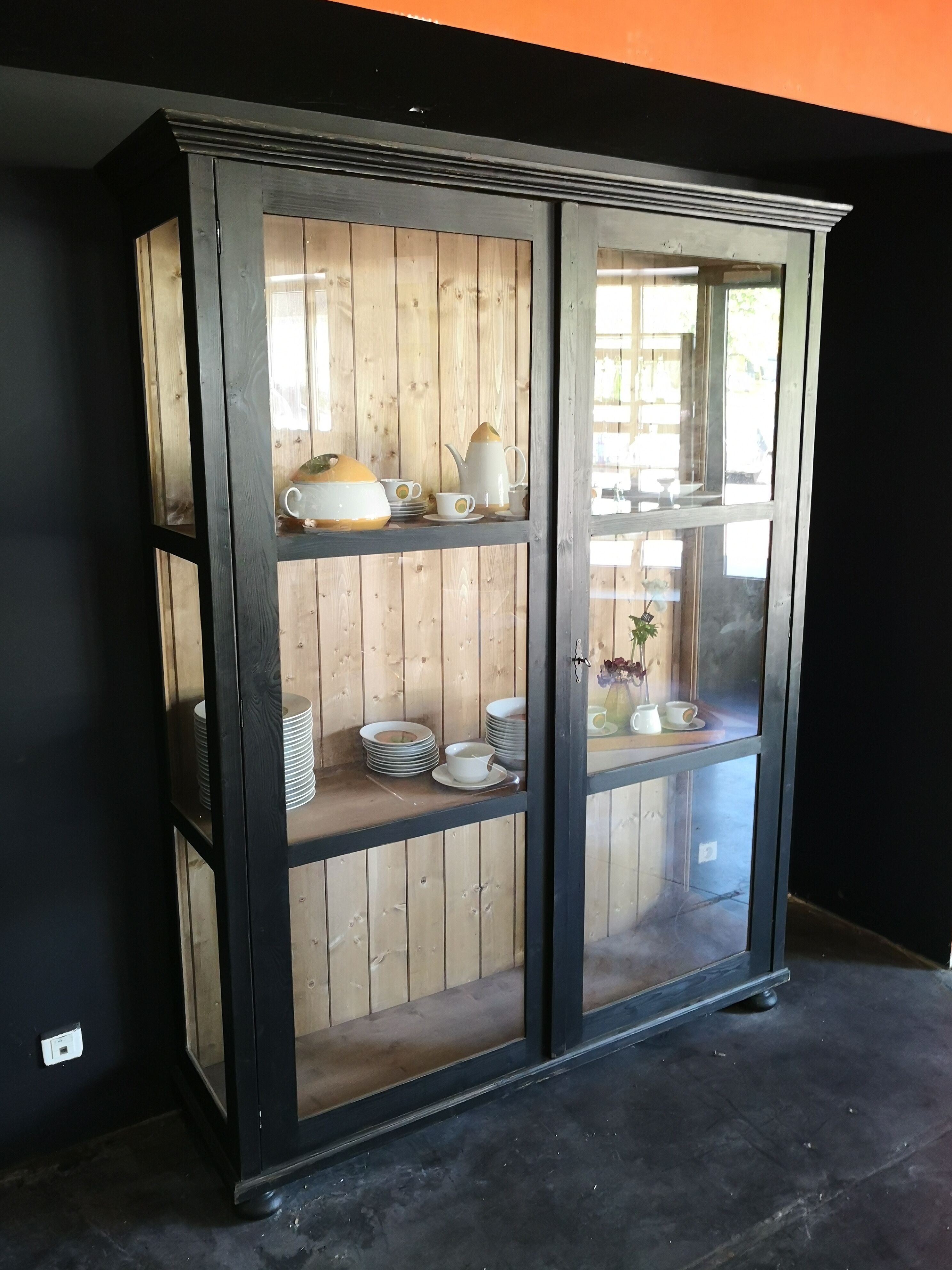 Large glazed Parisian wardrobe, showcase.