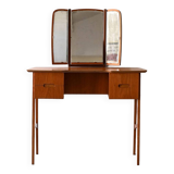 Scandinavian dressing table with mirror