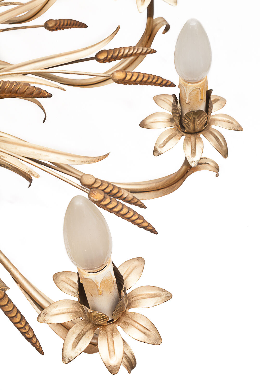 Pair of 12-burner wheat sheaf chandeliers by Hans Kogl