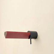Tritico wall lamp Caltha designer Gianfranco Frattini lacquered in burgundy color, Italy 80's