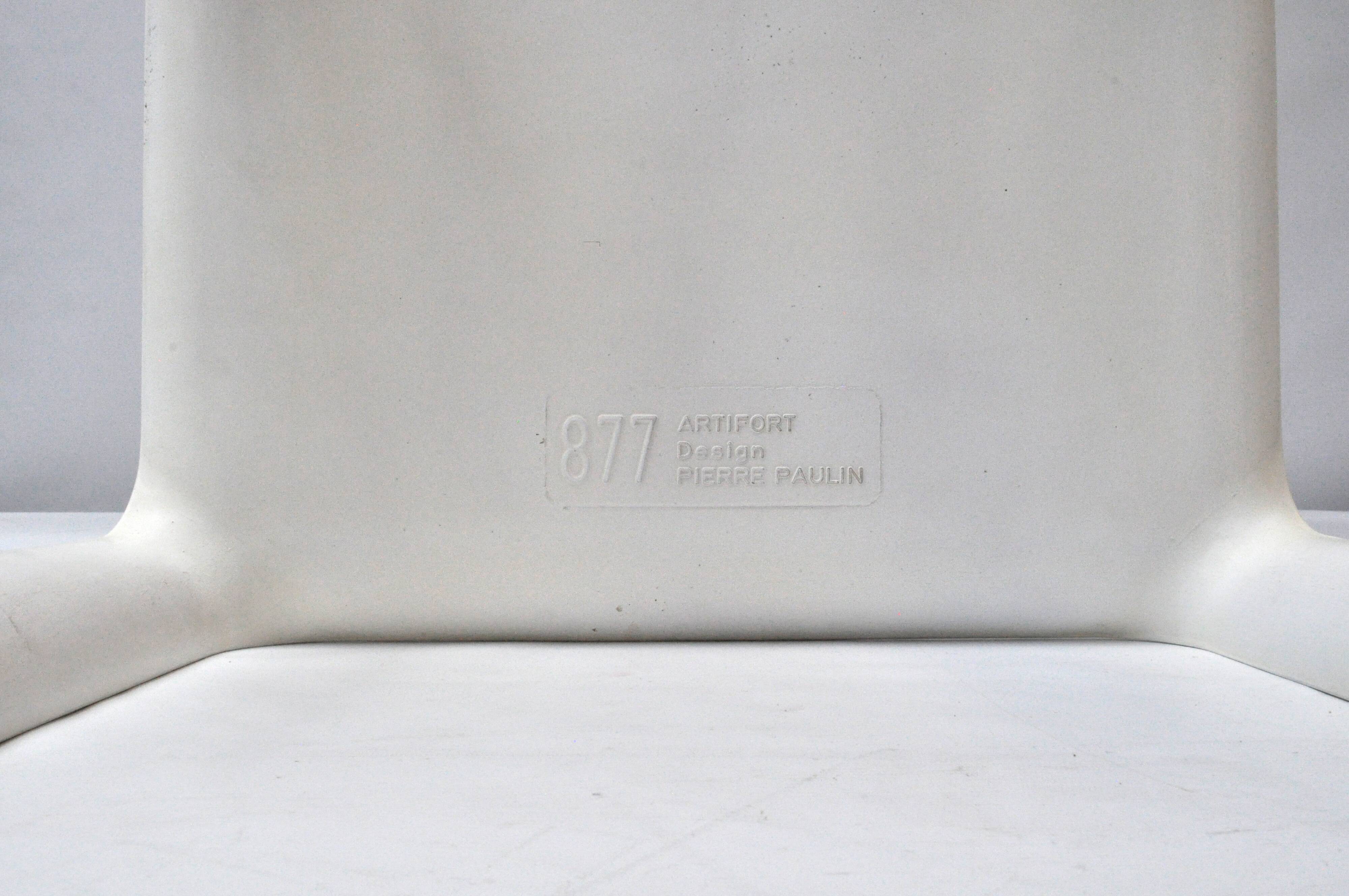 Pierre Paulin pour Artifort — Table d'appoint modèle 877 (1965)