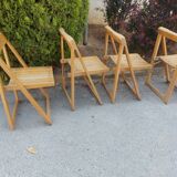 4 folding chairs