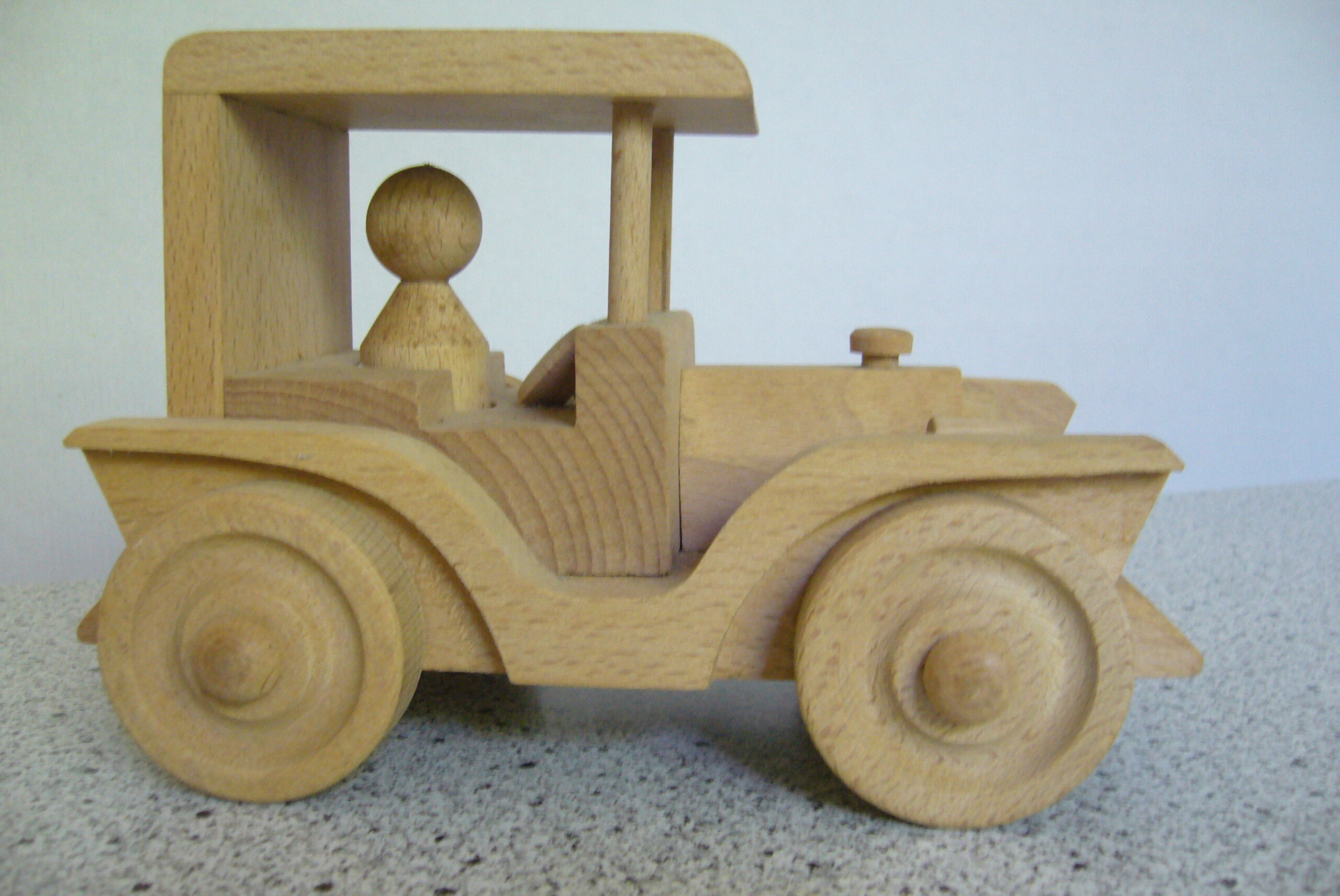 Citroën C3 style wooden car
