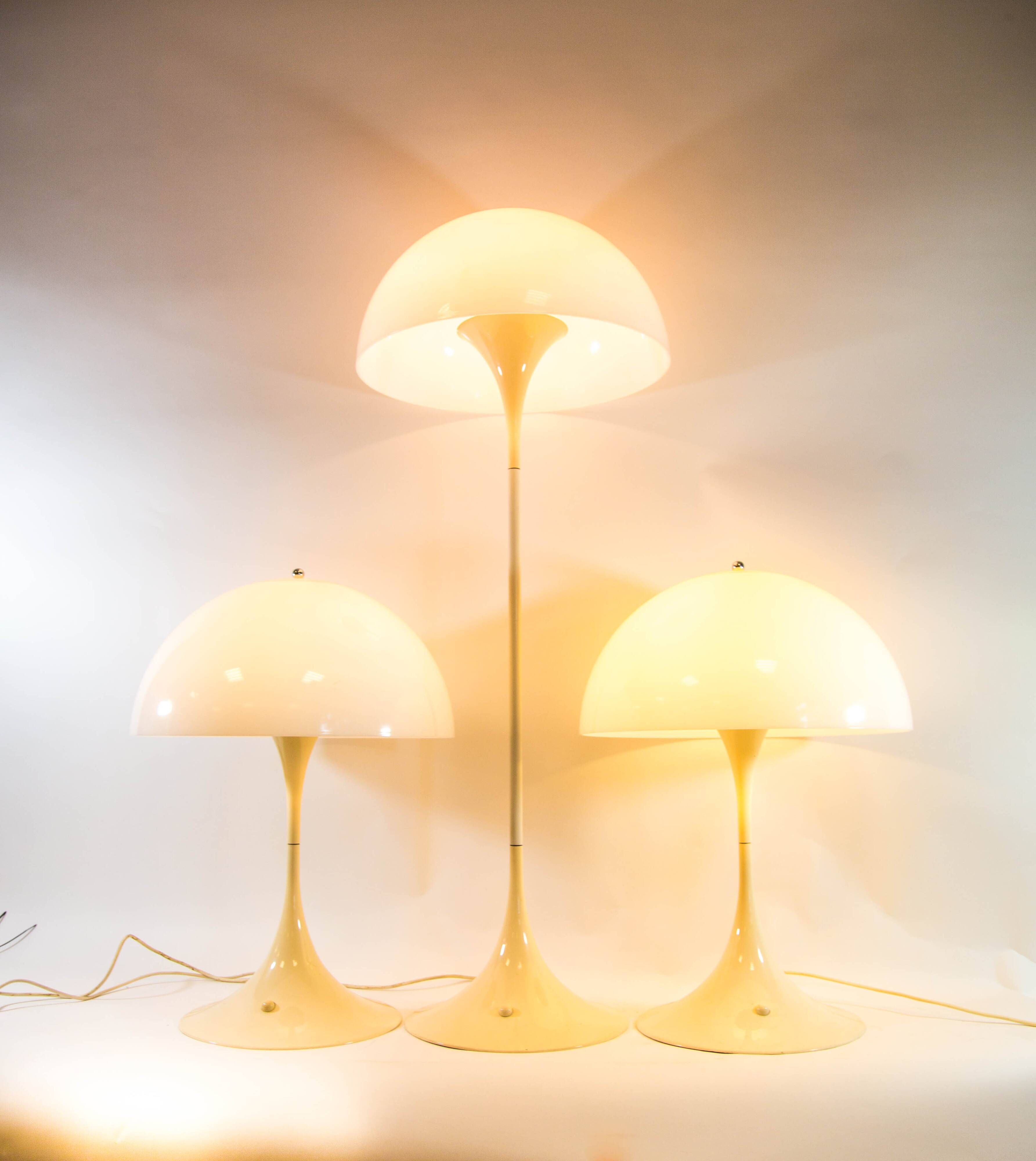 Panthella table lamp | Louis Poulsen | Verner Panton design | Vintage 70's