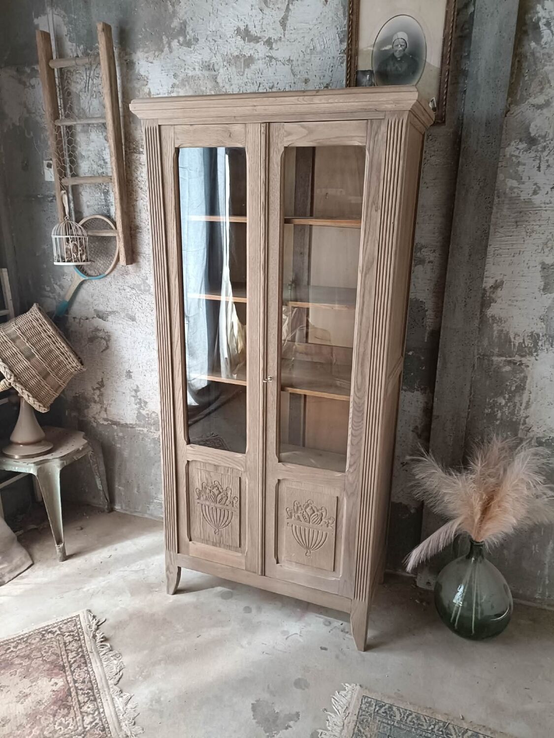 Art Deco display cabinet