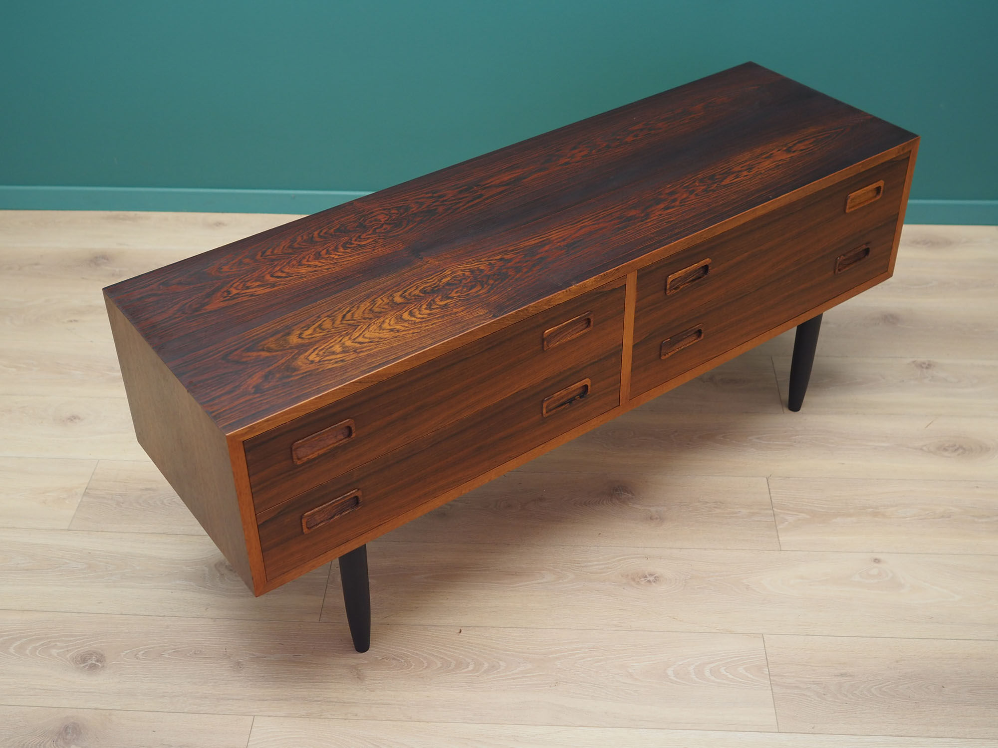 Rosewood chest of drawers, Danish design, 1960s, manufacturer: Hundevad & Co
