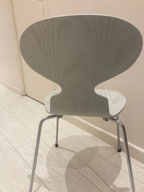 ANT ARNE JACOBSEN CHAIRS