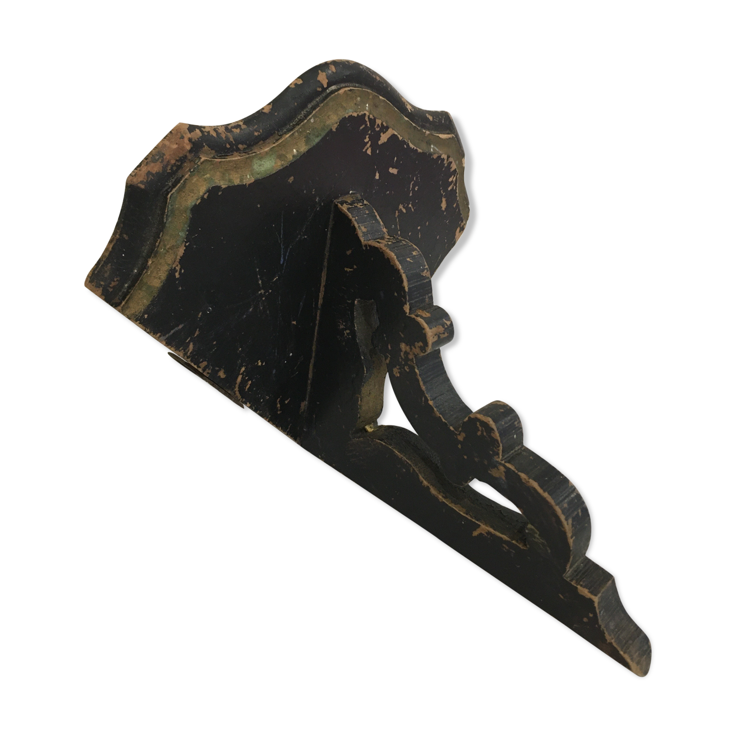 Napoleon III corner shelf