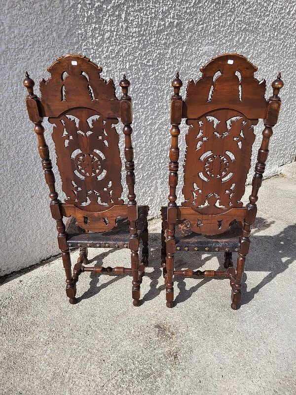 Pair of large chairs to restore in carved wood of the xix th century ref je