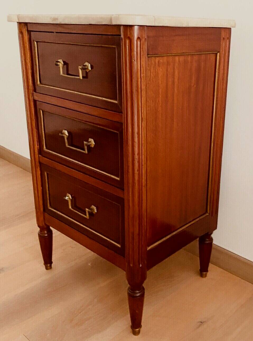 Louis XVI style chest of drawers in mahogany 20th century