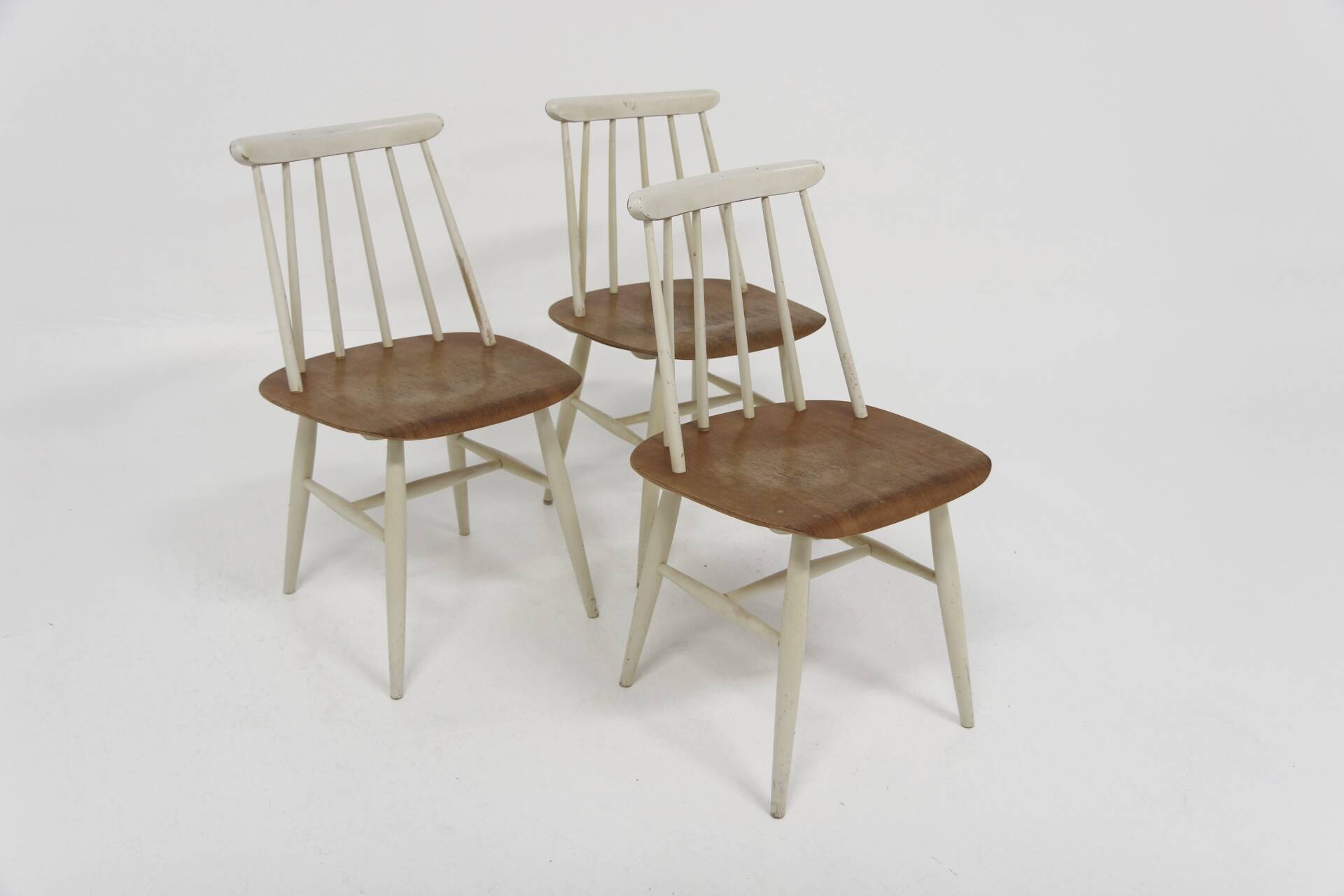 Set of 3 Scandinavian "Fanett" chairs by Ilmari Tapiovaara, Sweden, 1960