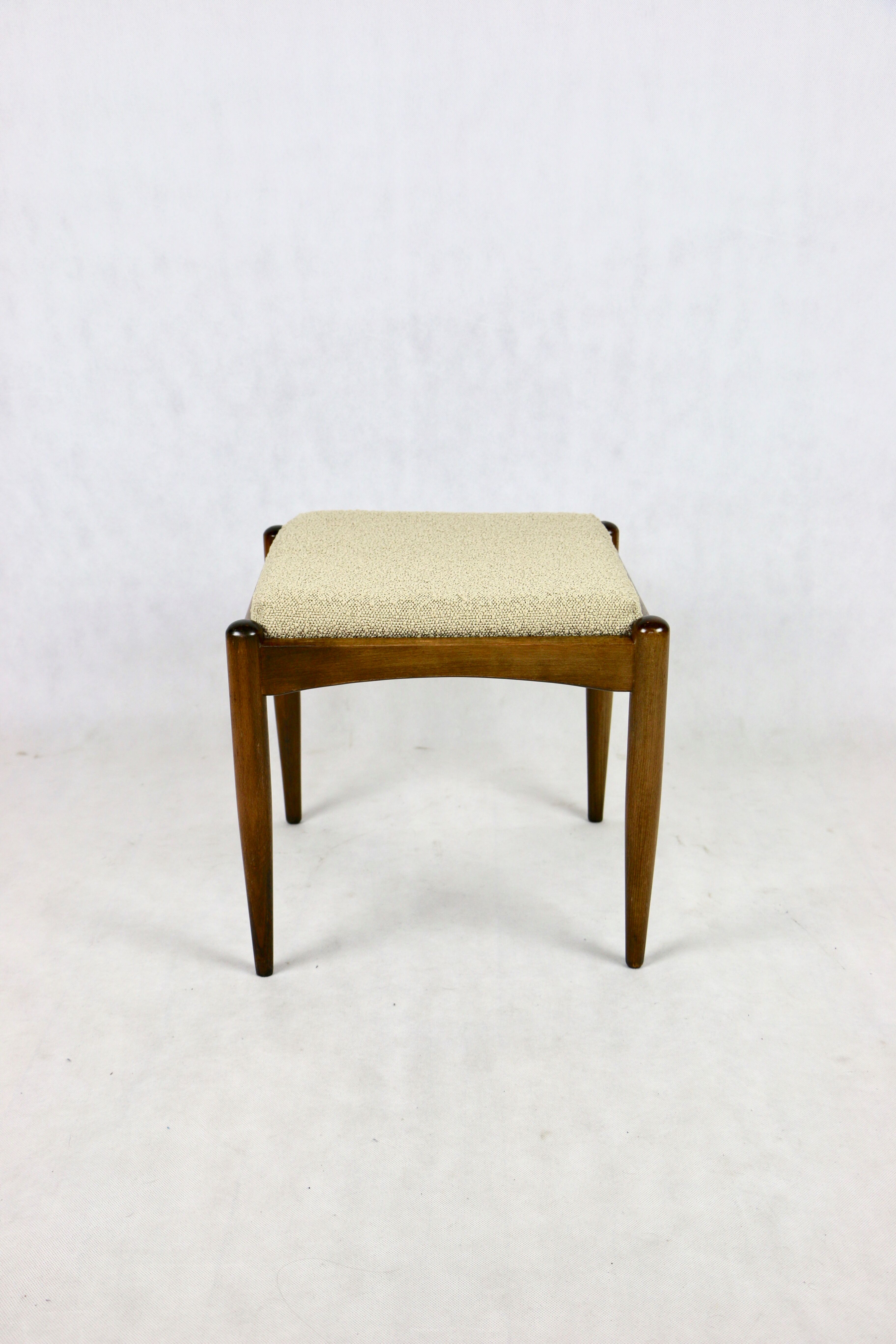 Vintage beige stool by Homa, 1970s