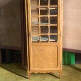 Parisian crosspiece cabinet