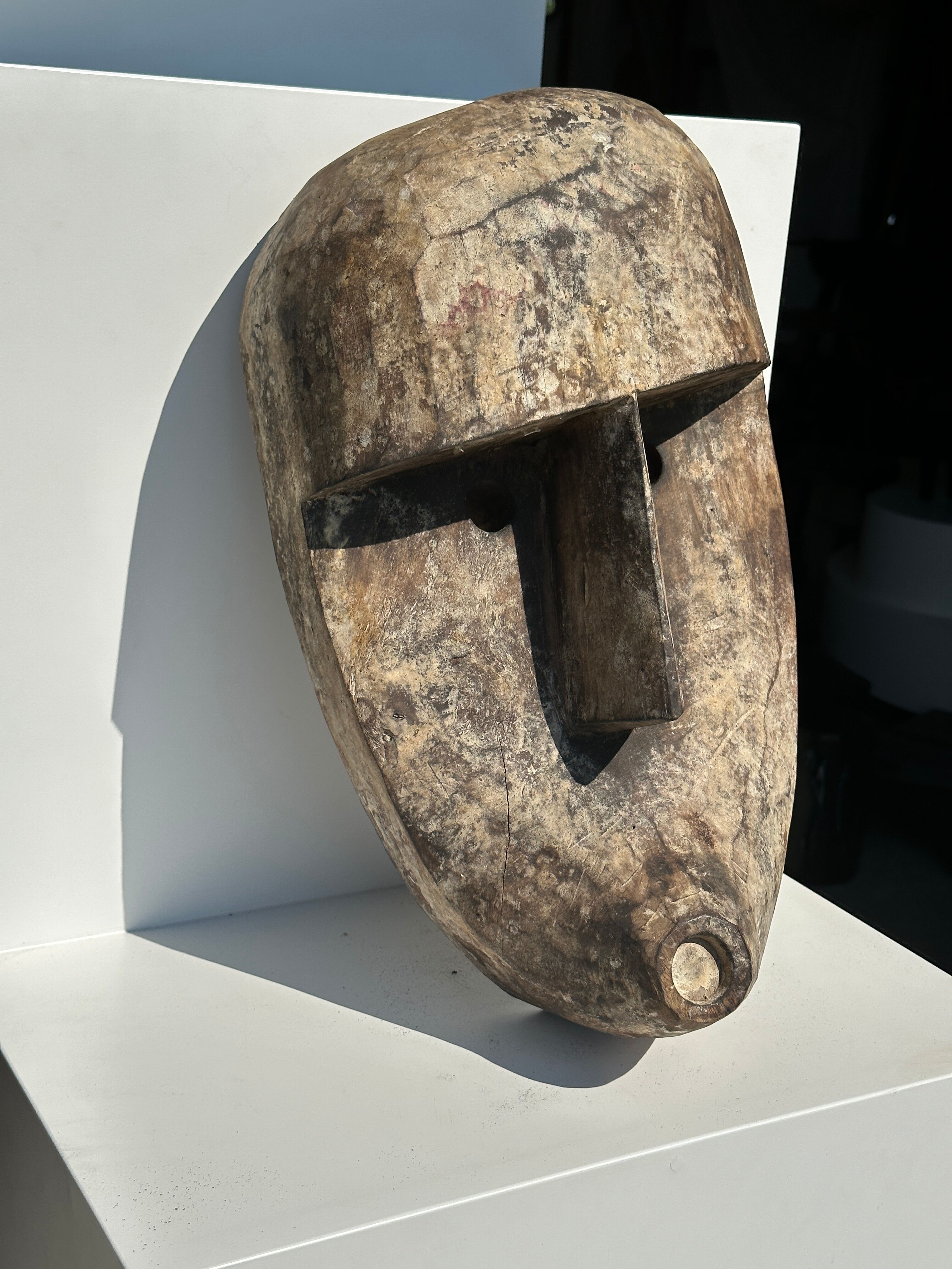 Large Timor mask in patinated wood H:50cm (2)
