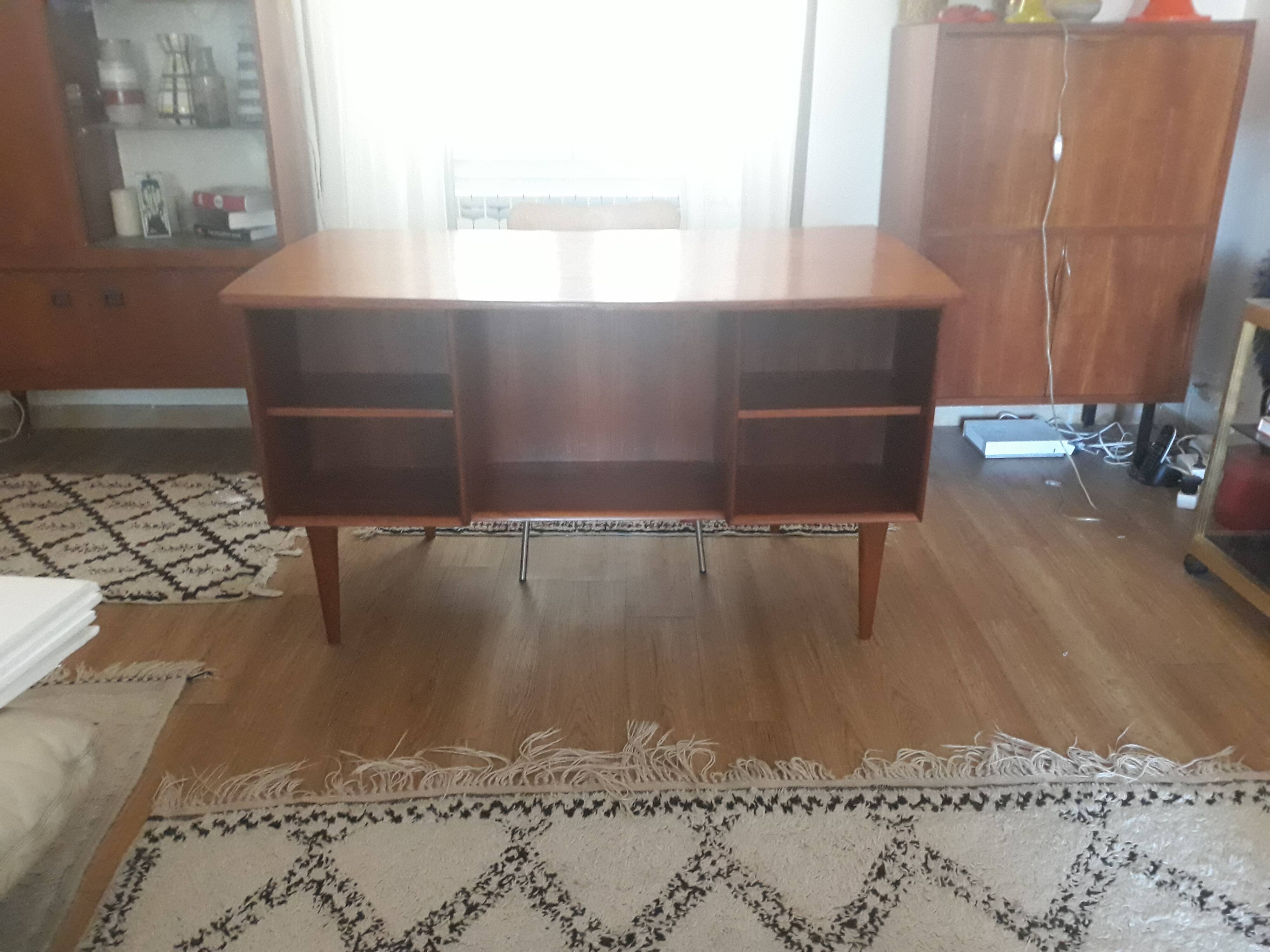 Scandinavian double-sided desk