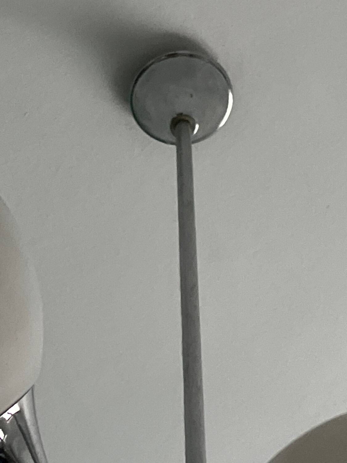 Sputnik chandelier with 8 globes from the 60s/70s.