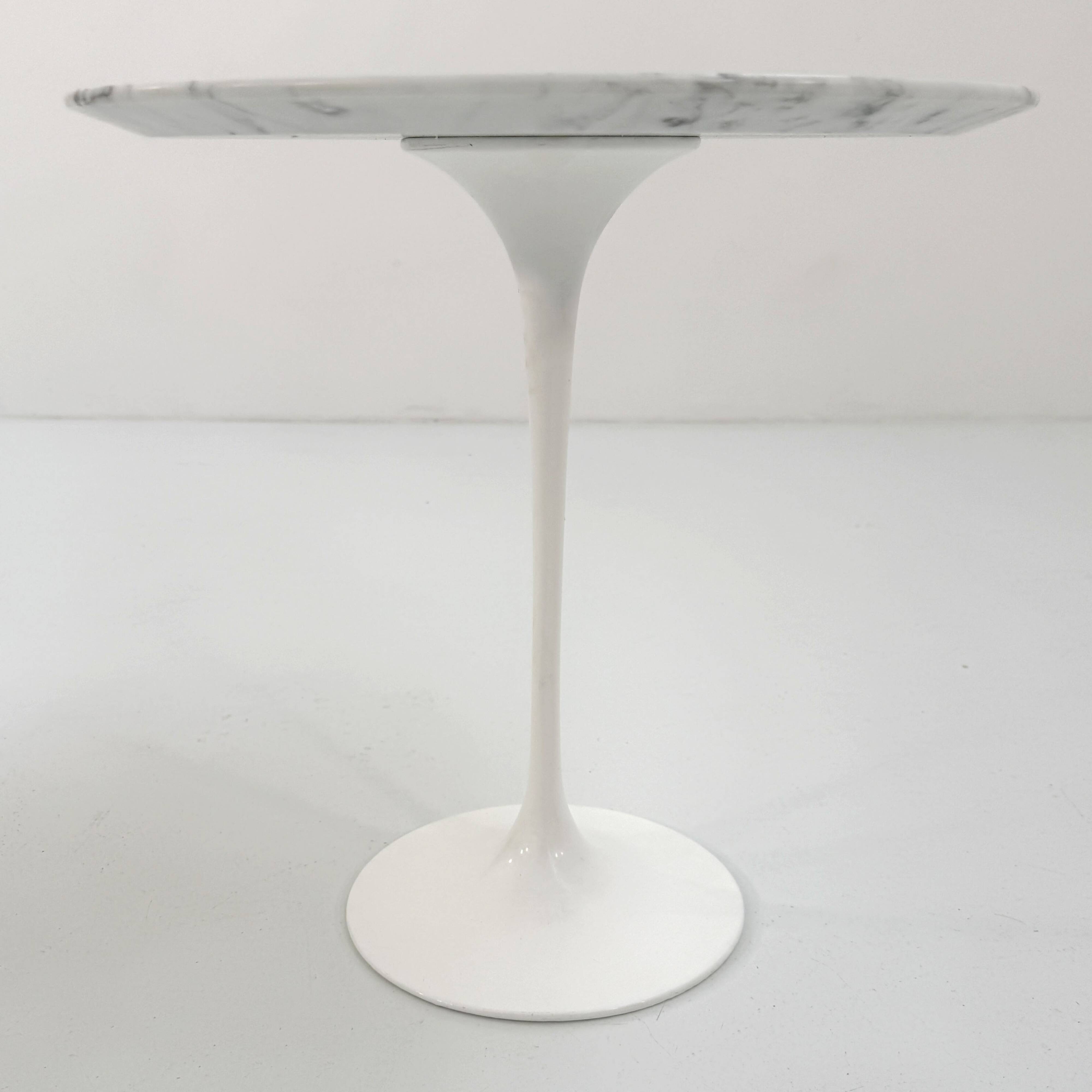 Tulip marble side table by Eero Saarinen for Knoll, 1970