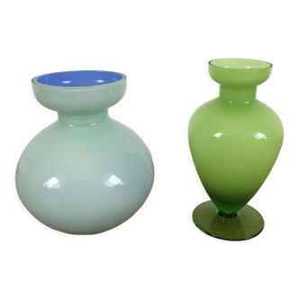 Duo of vases with bright colors