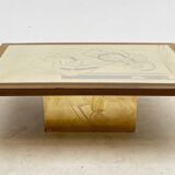 Table basse en laiton gravé à l’acide du milieu du siècle