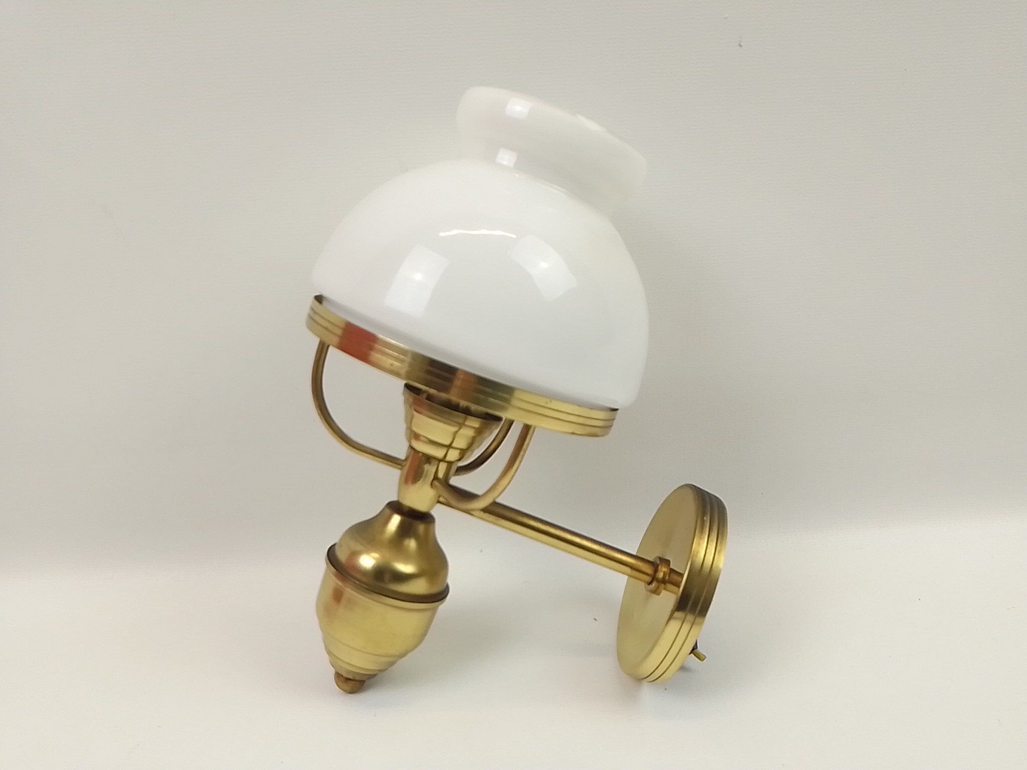 Brass wall and white glass 21 cm