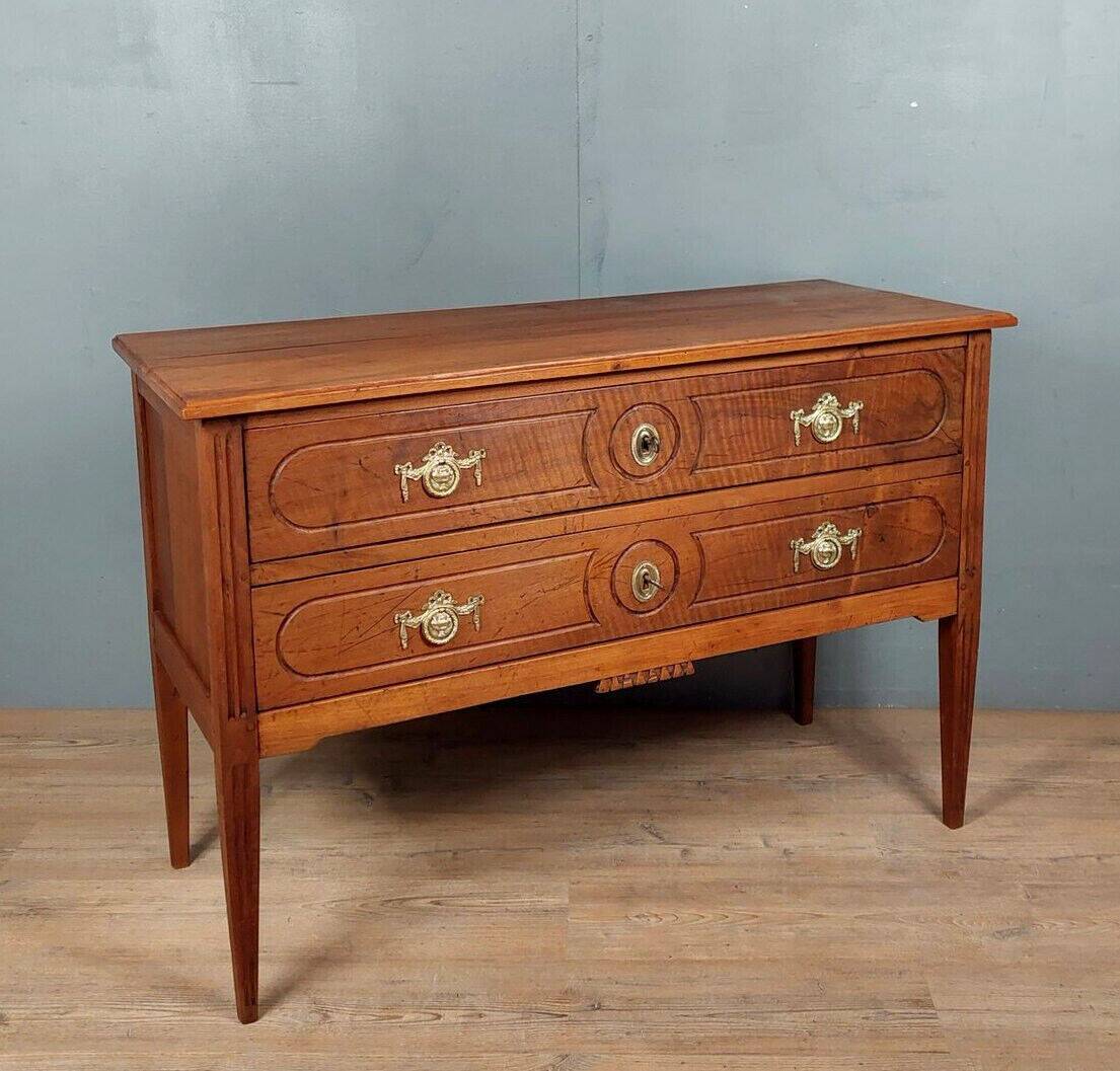 Louis XVI style chest of drawers in walnut circa 1800