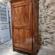 Armoire à linge, bonnetière ancienne en merisier français