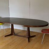 Extendable oval elm table with Baumann extensions