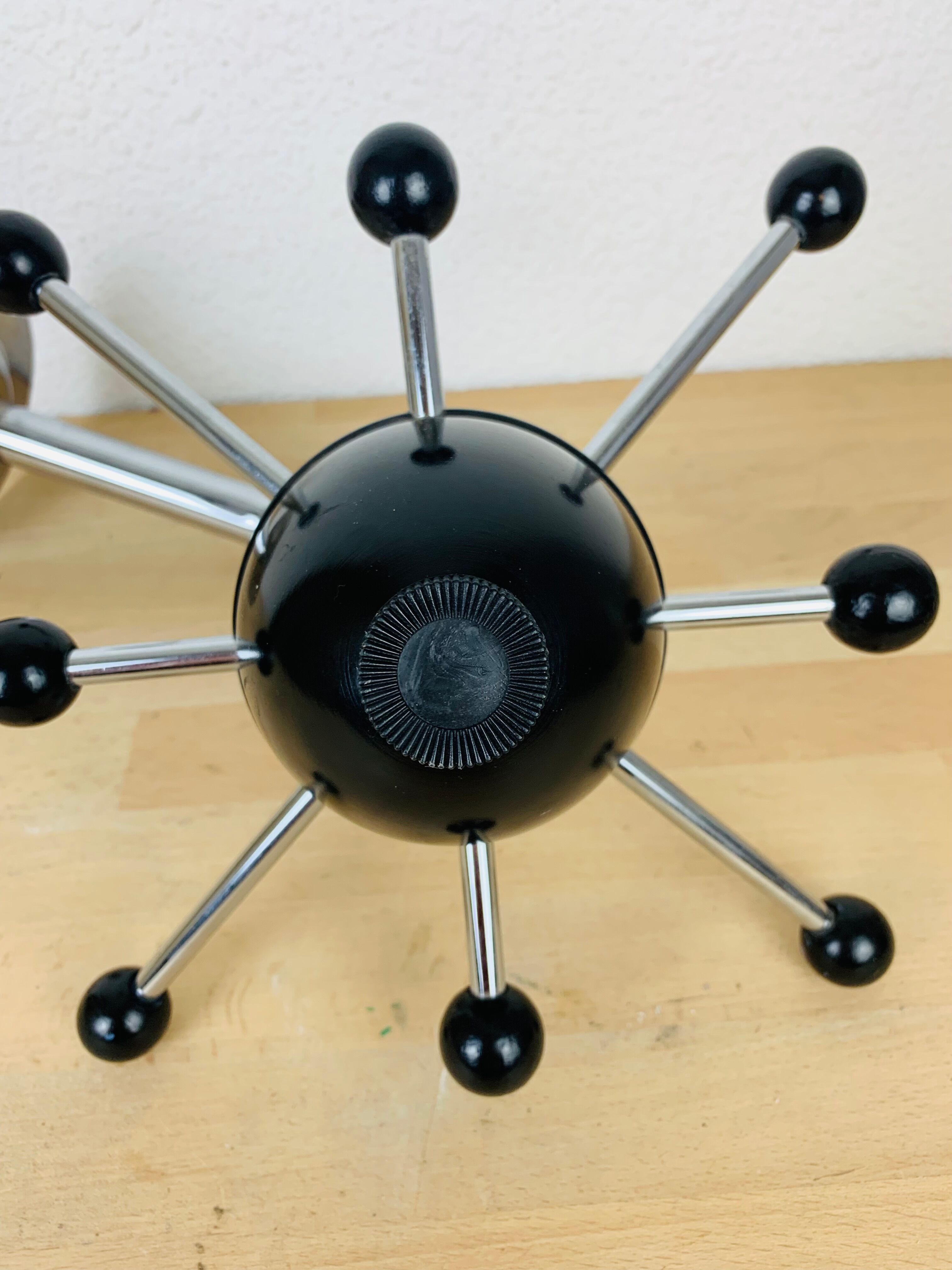 Wall coat rack Sputnik black