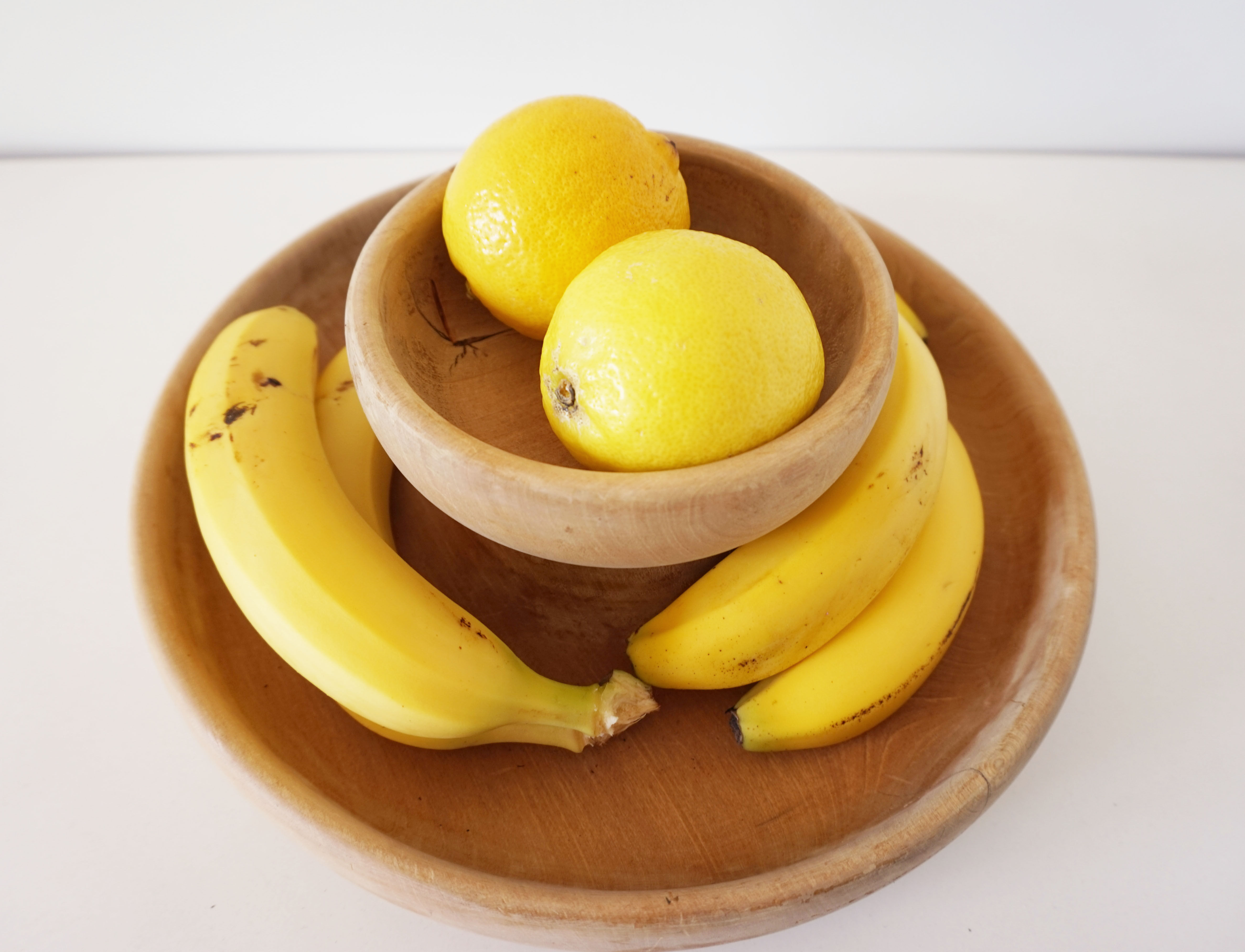 Raw solid wood fruit basket