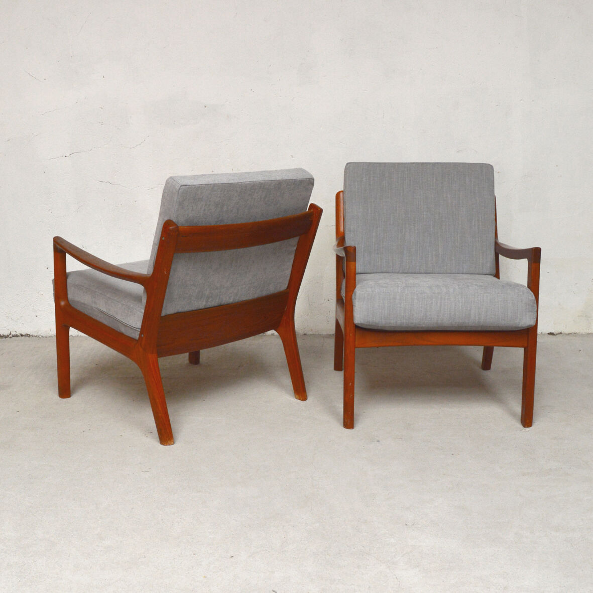 Paire de fauteuils danois Ole Wanscher 1960