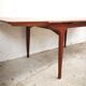 Table à manger extensible par Meubles TV / Tricoire & Vecchione