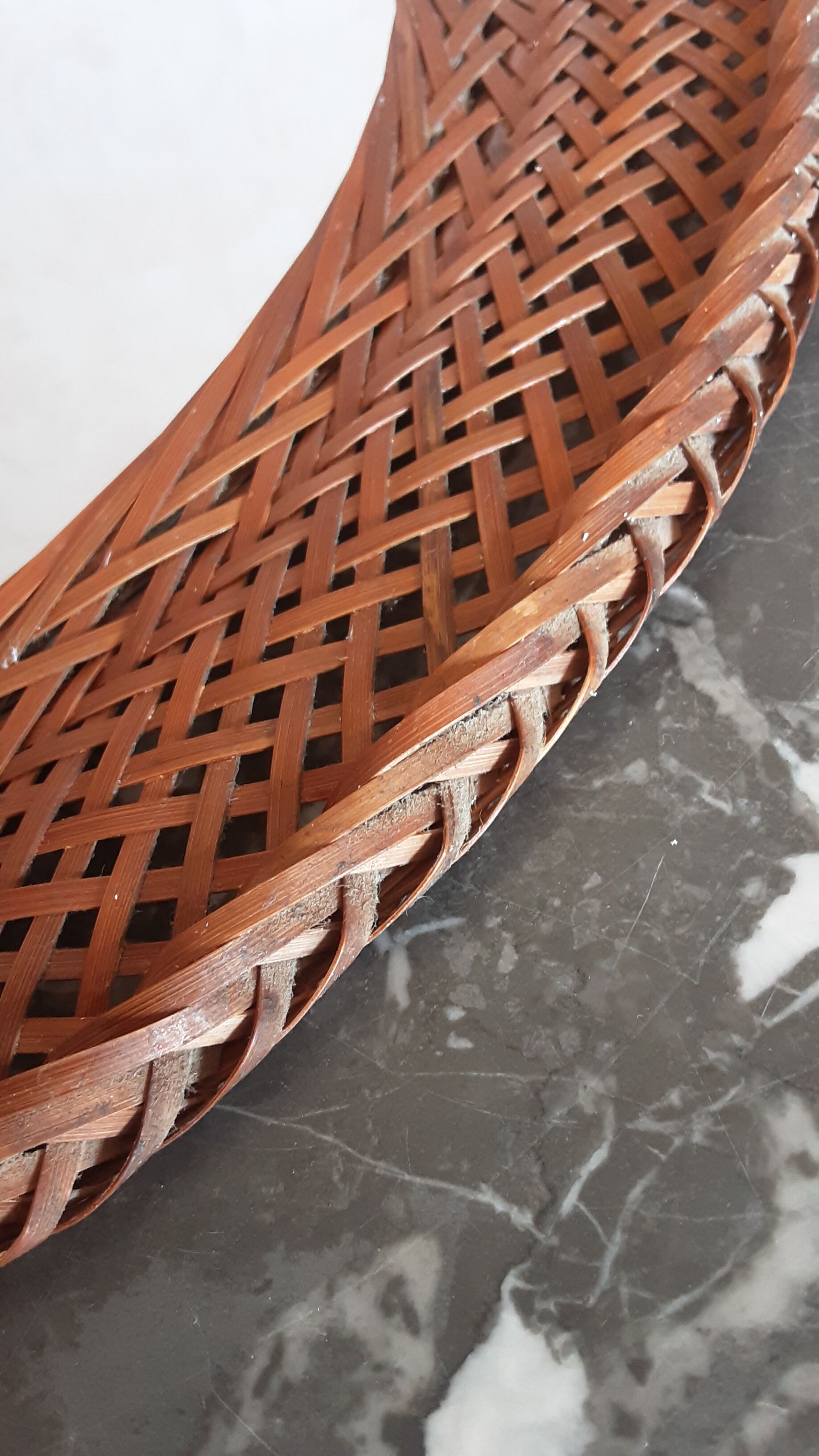 Oval rattan mirror - year 70