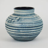 Ceramic vase from Accolay