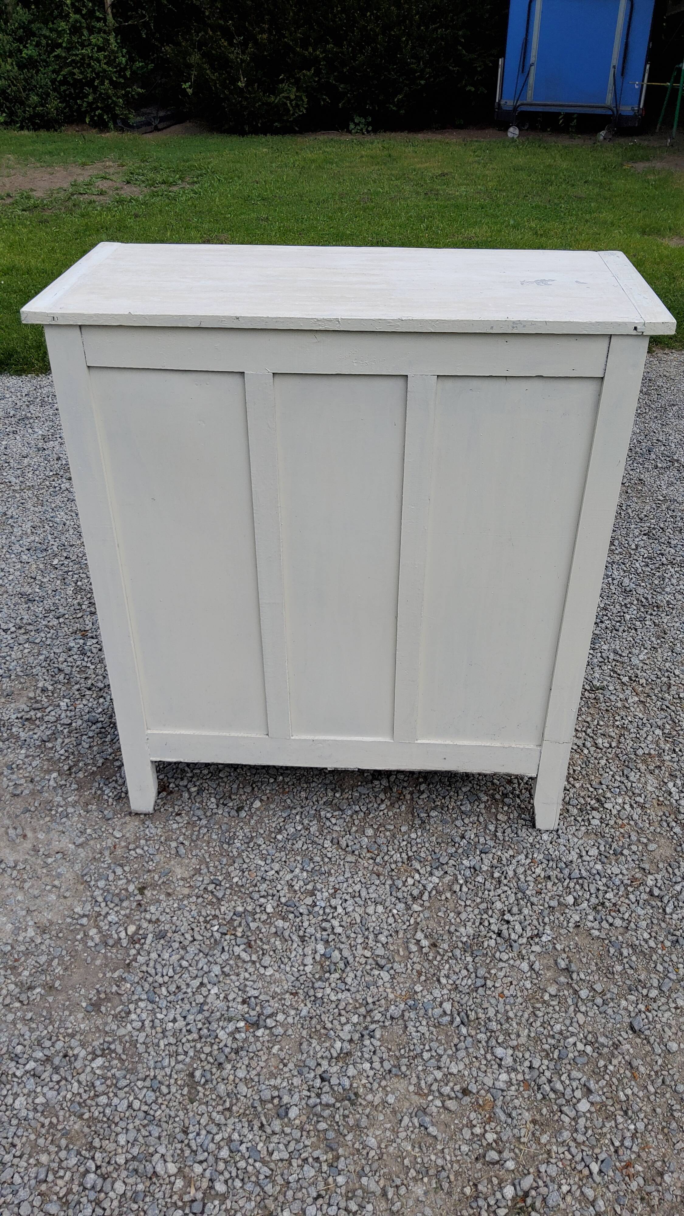 Old Parisian buffet 2 doors 2 drawers patinated white