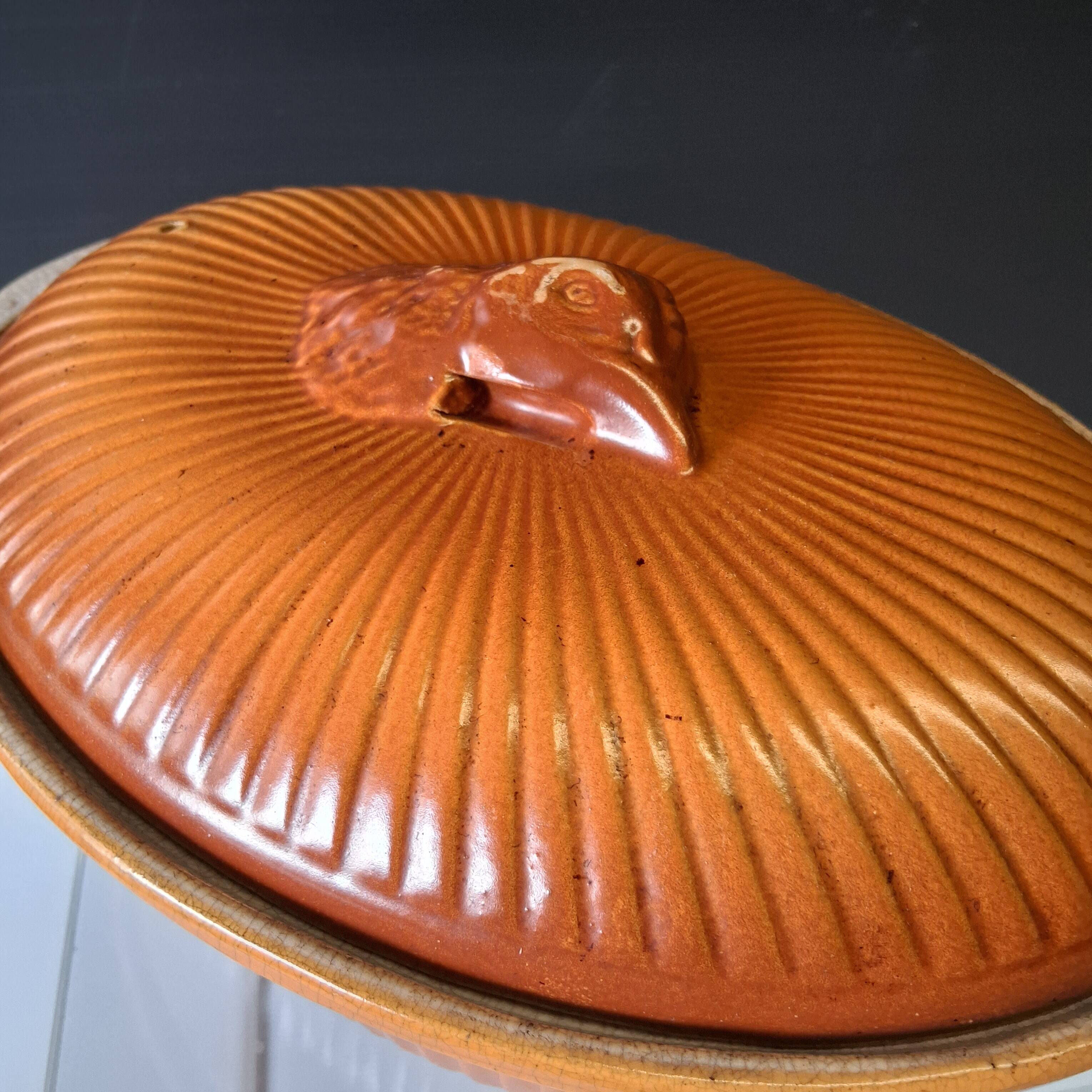 Very nice pheasant terrine dish / casserole with majolica lid.