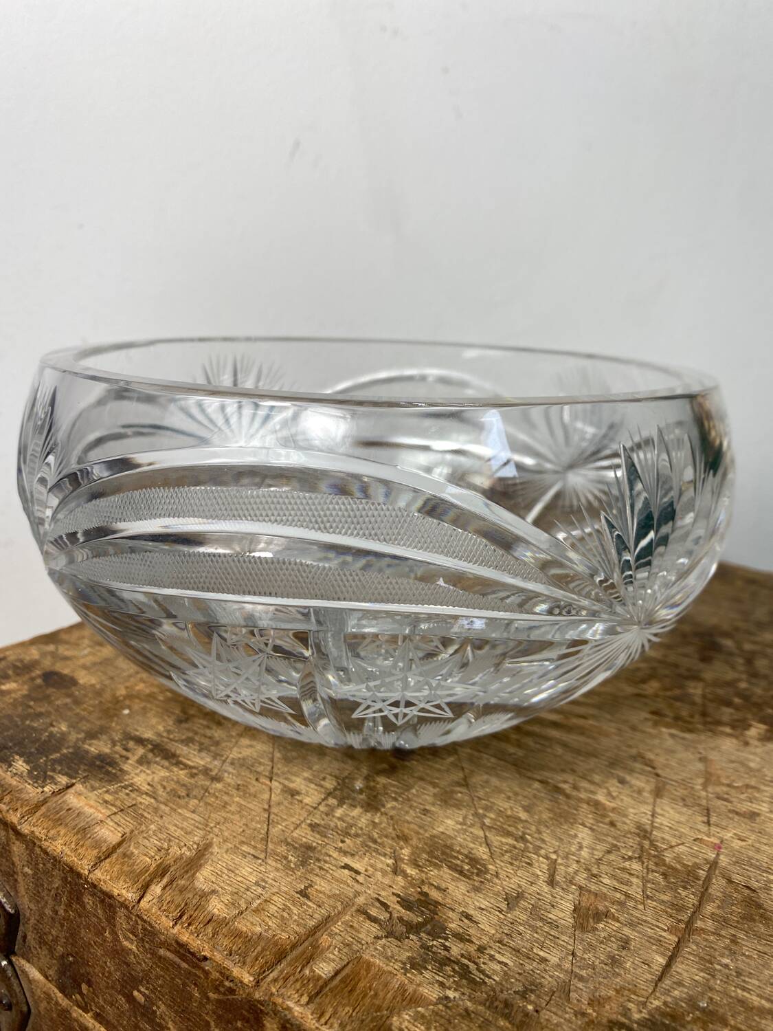 Cut crystal salad bowl